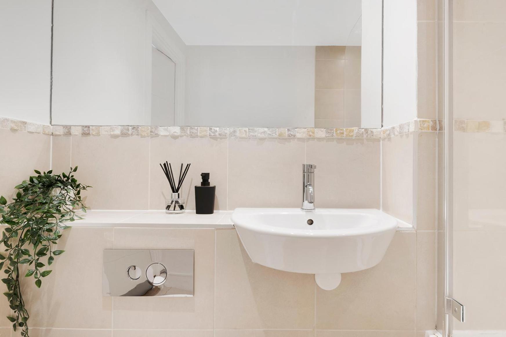 Hermitage Road Apartment By Morethanstays London Luaran gambar